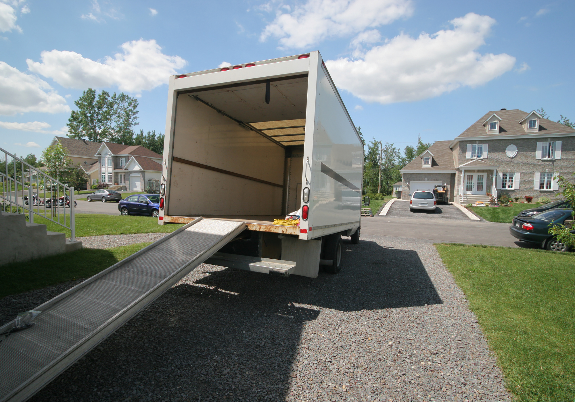 A & L MOVING LLC (16)